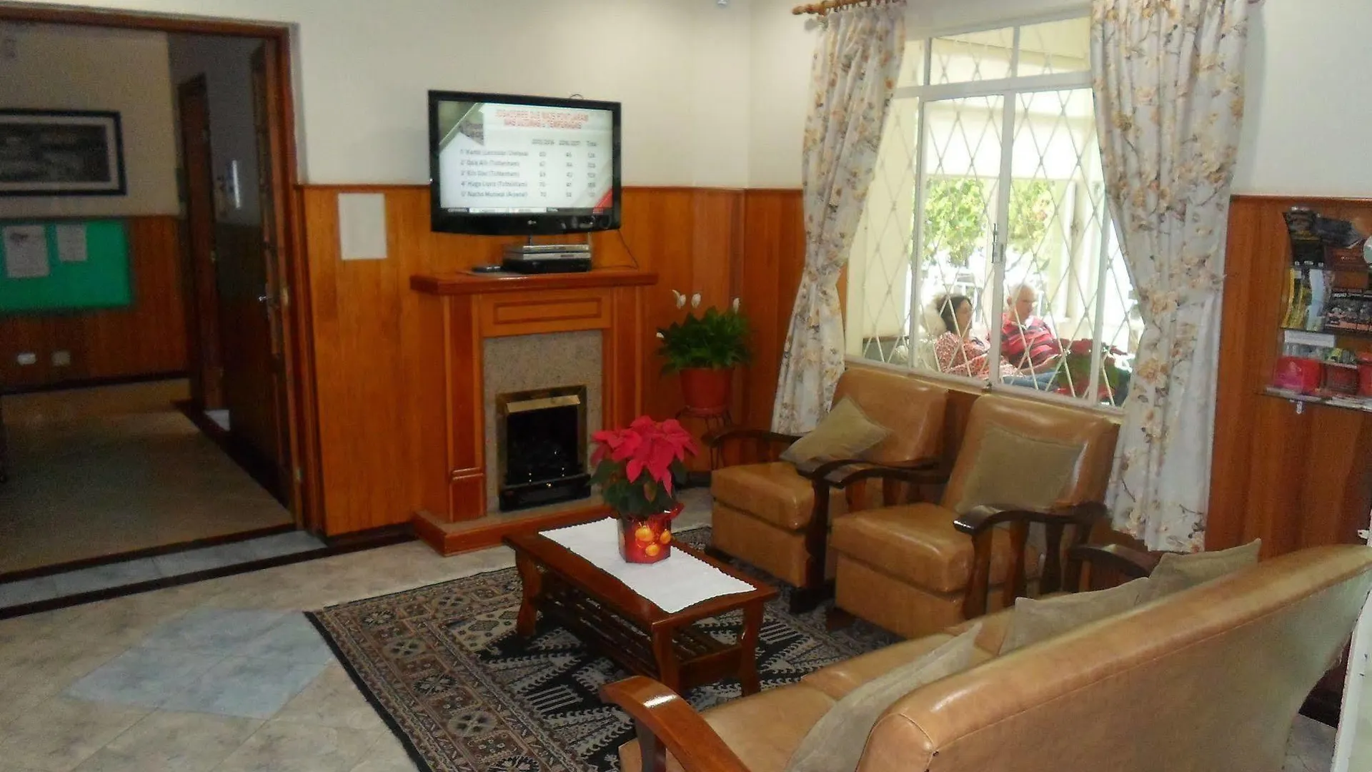 Hotel Casa Sao Jose Campos do Jordao