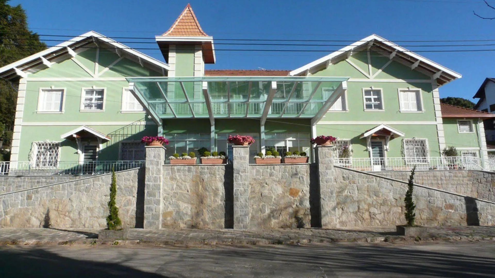 Hotel Casa São José Campos do Jordão